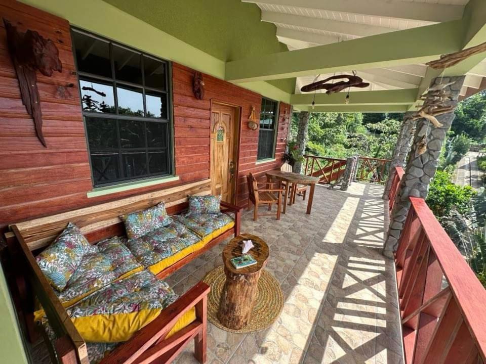 Orchid Resort Ltd Guillet Exterior photo