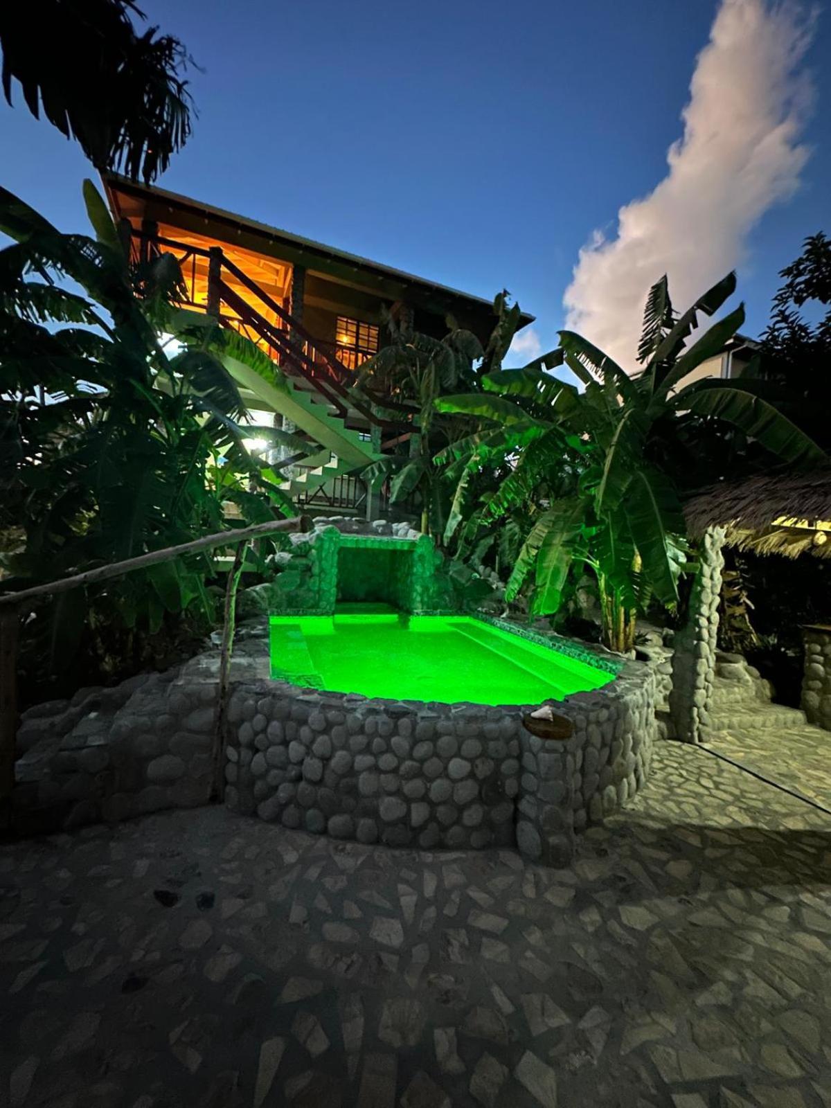 Orchid Resort Ltd Guillet Exterior photo